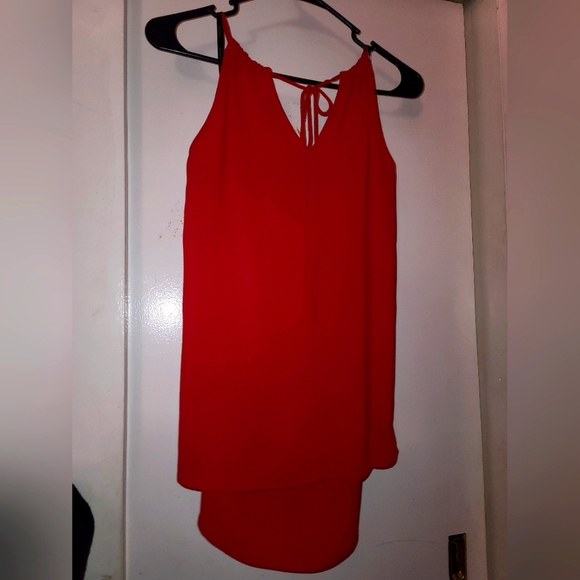 Large halter top - Picture 2 of 4